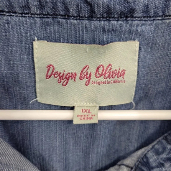 Design by Olivia Chambray Button Down Size 1XL - Picture 5 of 11